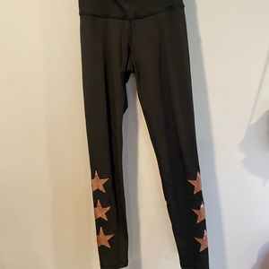 Strut This Rose Gold and Black Star Leggings